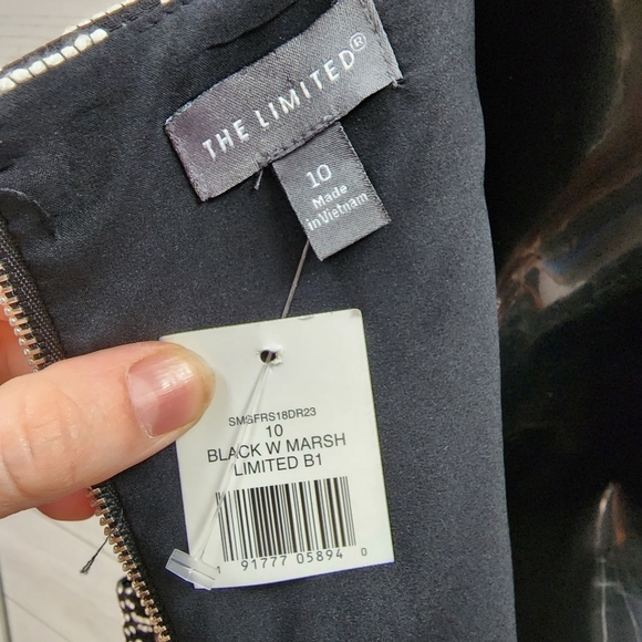 The Limited Knit Dress - Picture 9 of 10